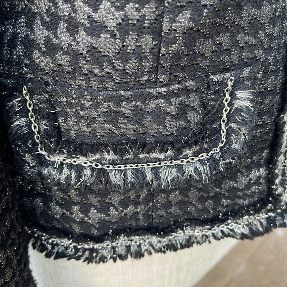 Apt 9 black and silver cropped blazer size small - Picture 8 of 9